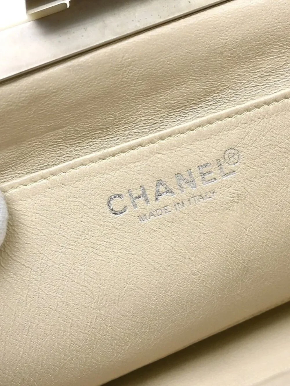 CHANEL outside 	a